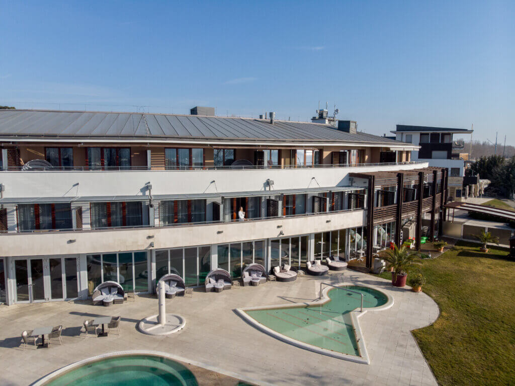 DJI 0337 Golden Lake Hotel Balatonfüred